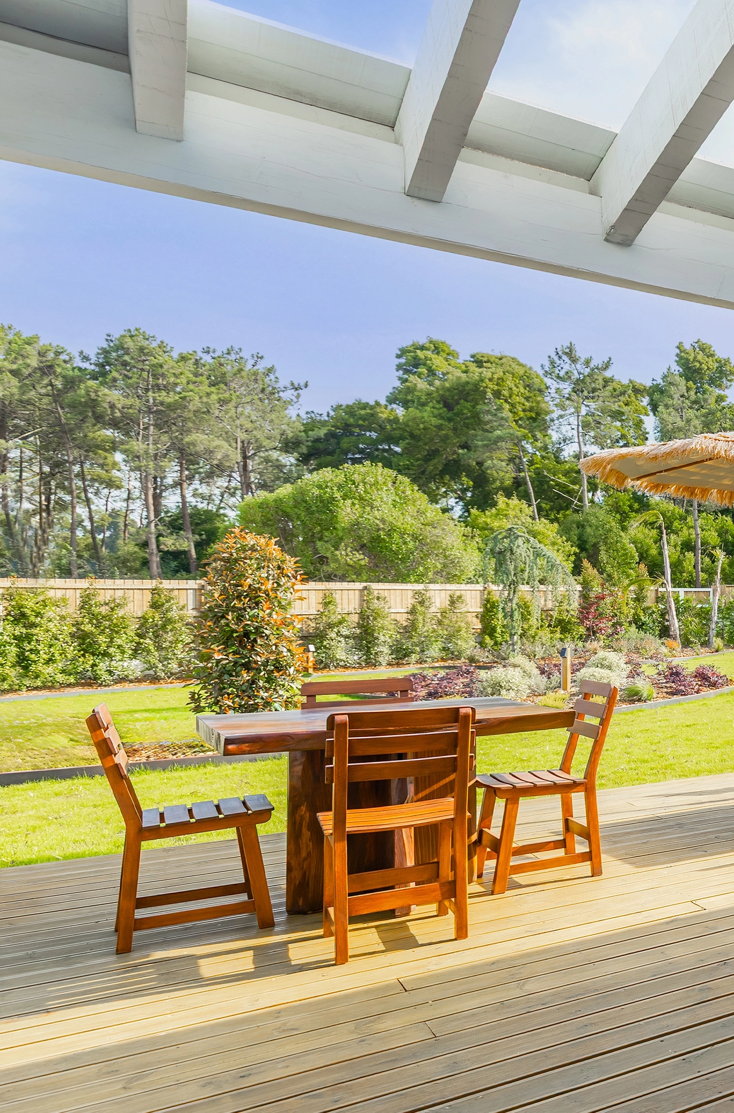 Parallax Separate image 1